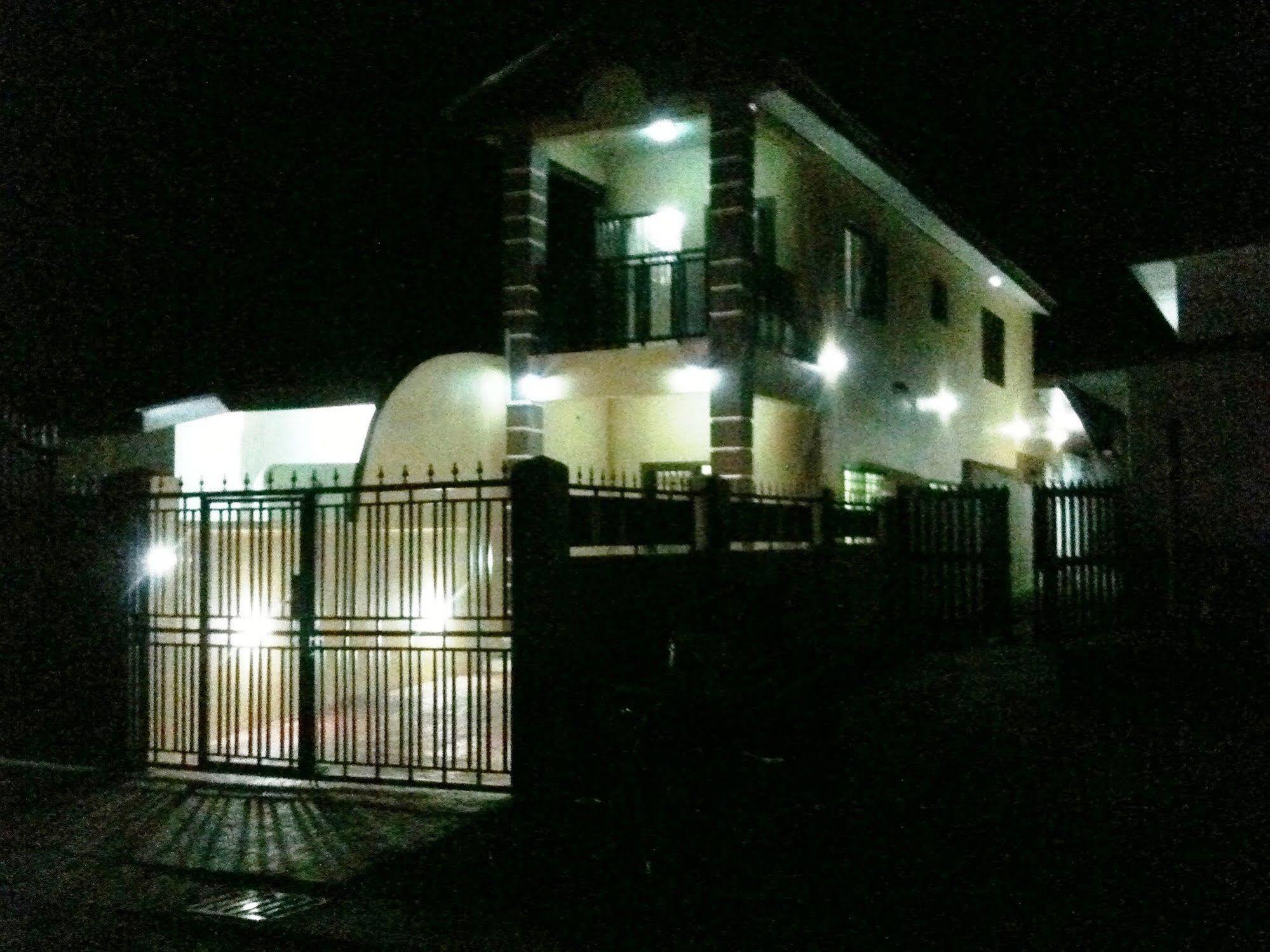 Marrets International Hotel - "Express" Cape Coast Exterior photo